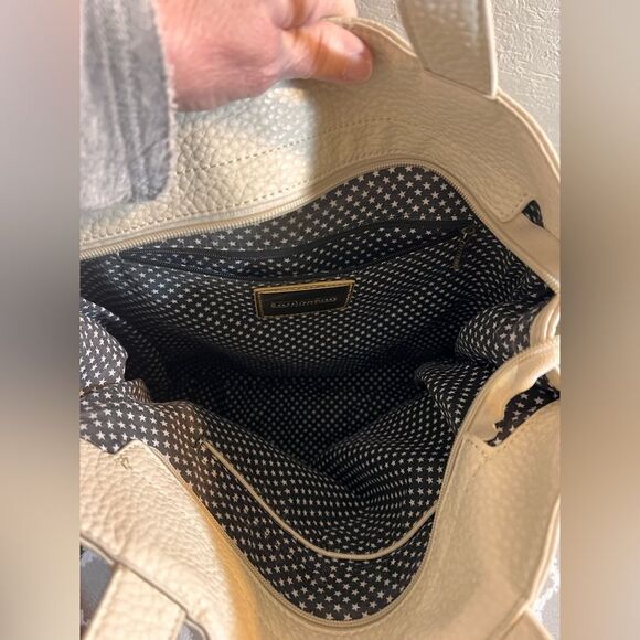 Shiraleah Fringe Cream Tote/Crossbody Vegan Bag large zipper pocket faux leather - Picture 9 of 16